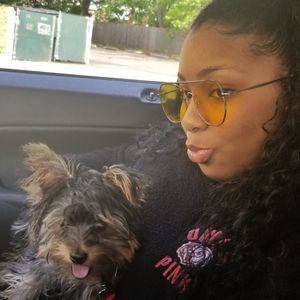 Meet your Posher, Damara